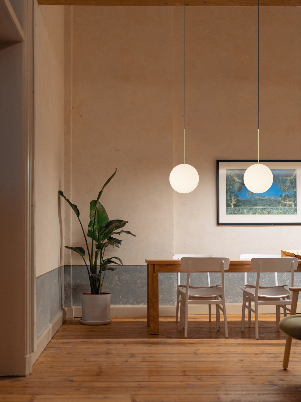 Bola Sphere Pendant Light