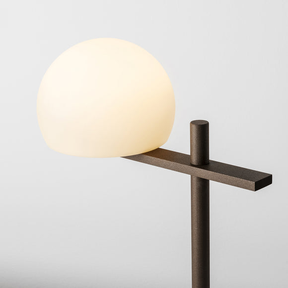 Circ 3728 Table Lamp