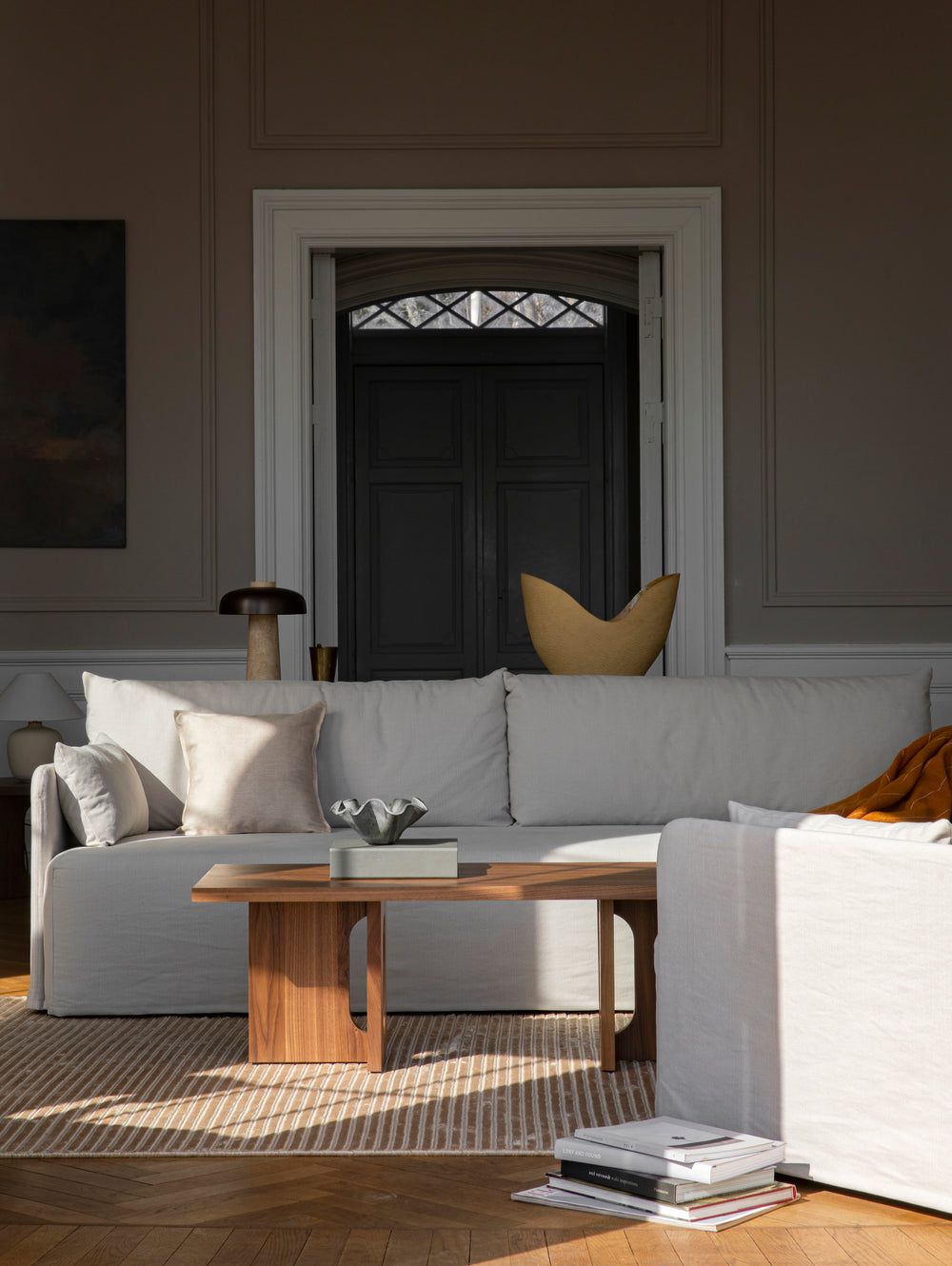 Androgyne Lounge Table
