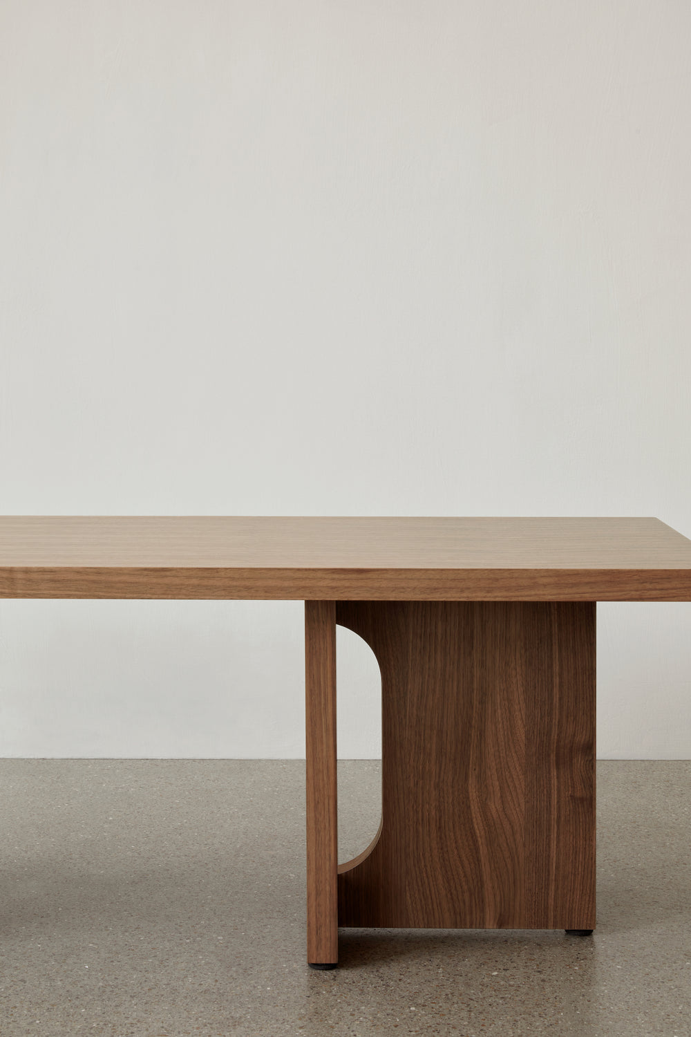 Androgyne Lounge Table