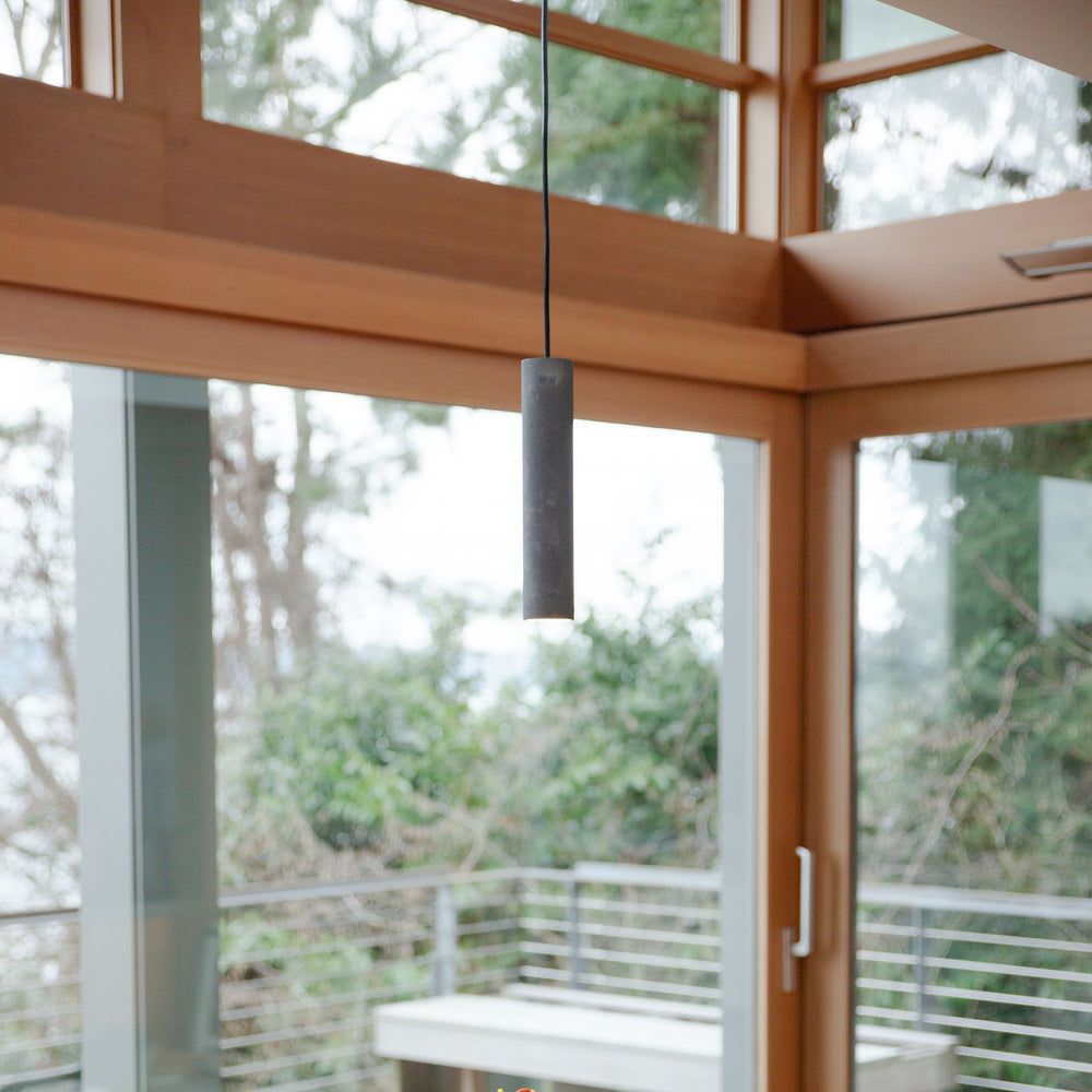 Roest Pendant Light
