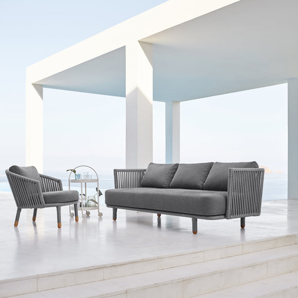 Moments Outdoor Lounge Chair