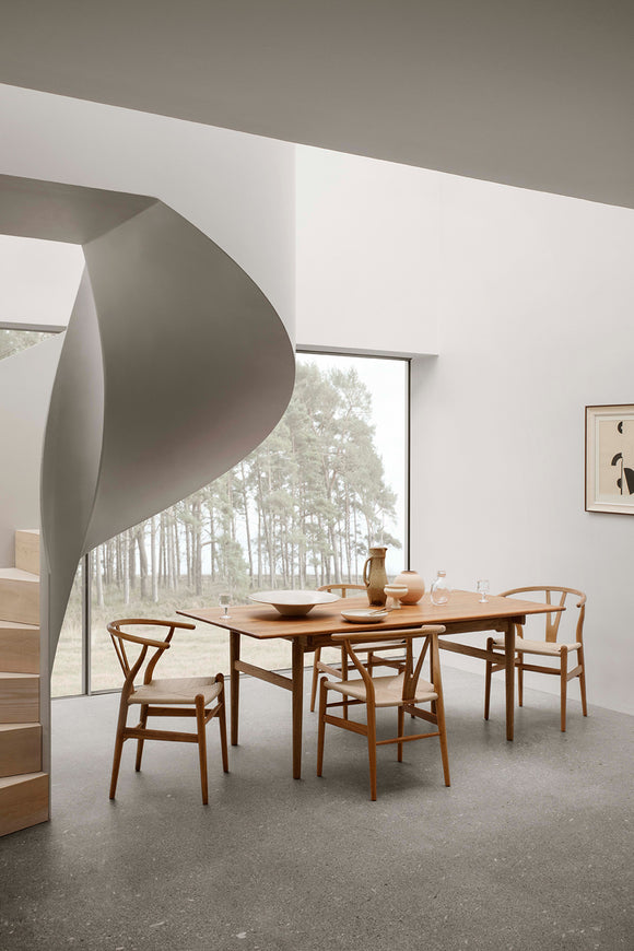 CH327 Dining Table