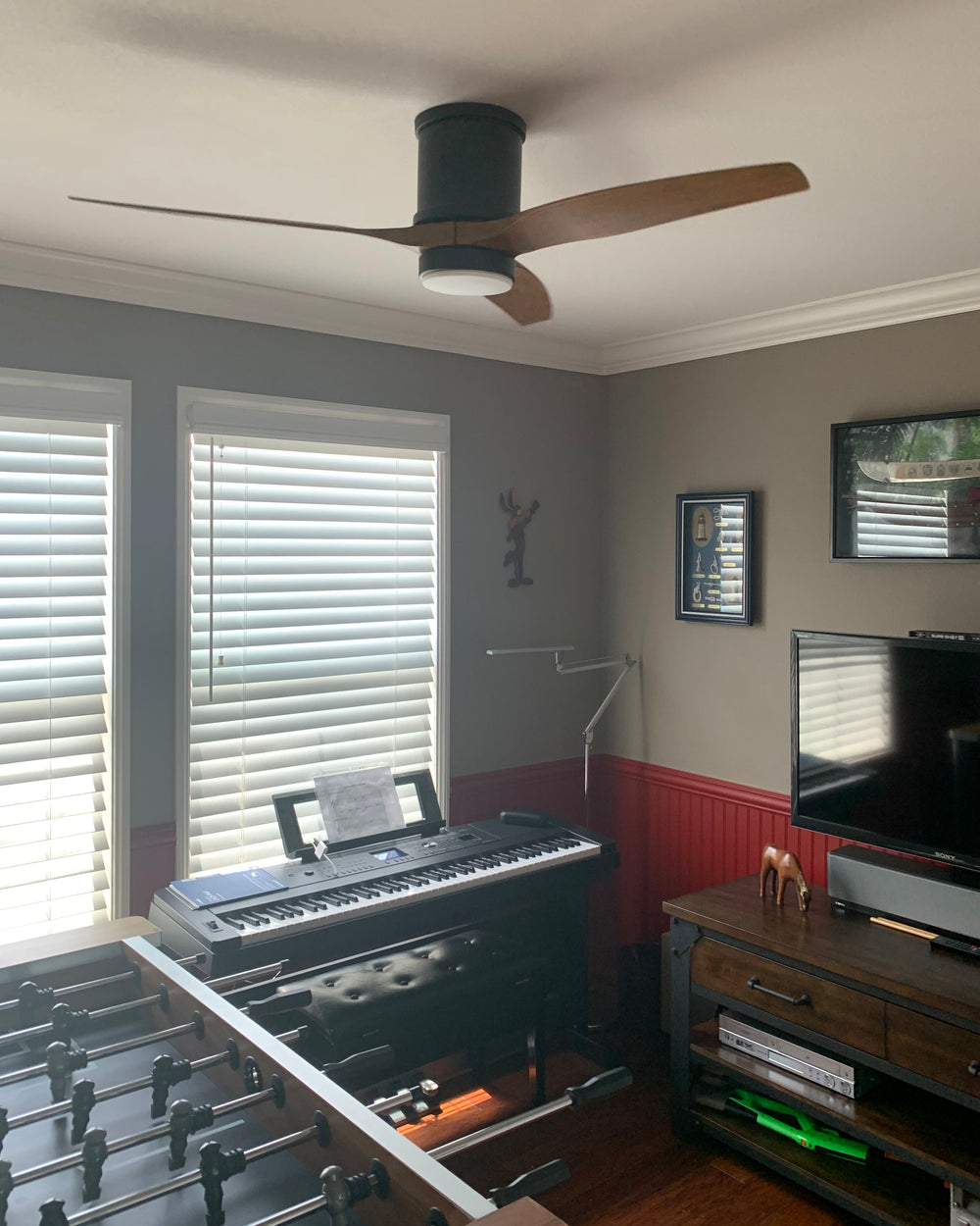 Hover Outdoor Flush Mount LED Ceiling Fan