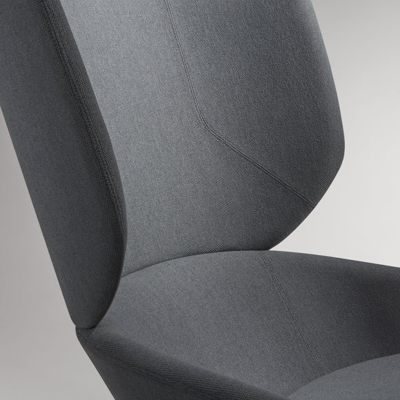 Heads Up Lounge Chair