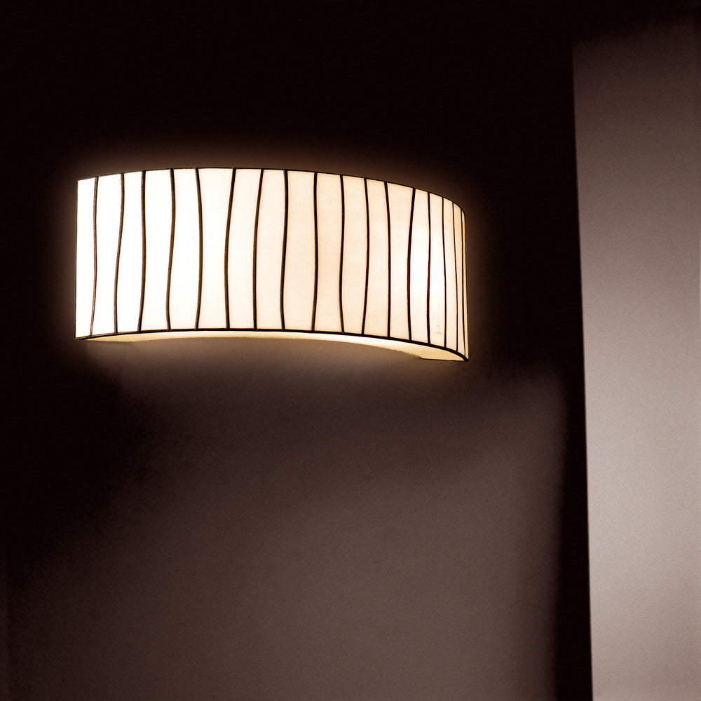 Curvas Wall Light