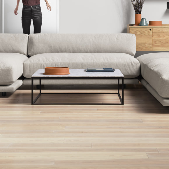 Minimalista Coffee Table