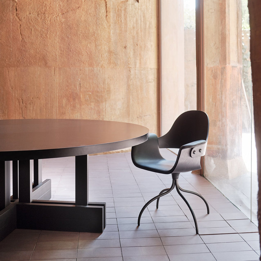 Showtime 2025 Swivel Chair