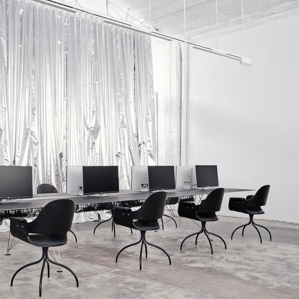 Showtime 2025 Swivel Chair