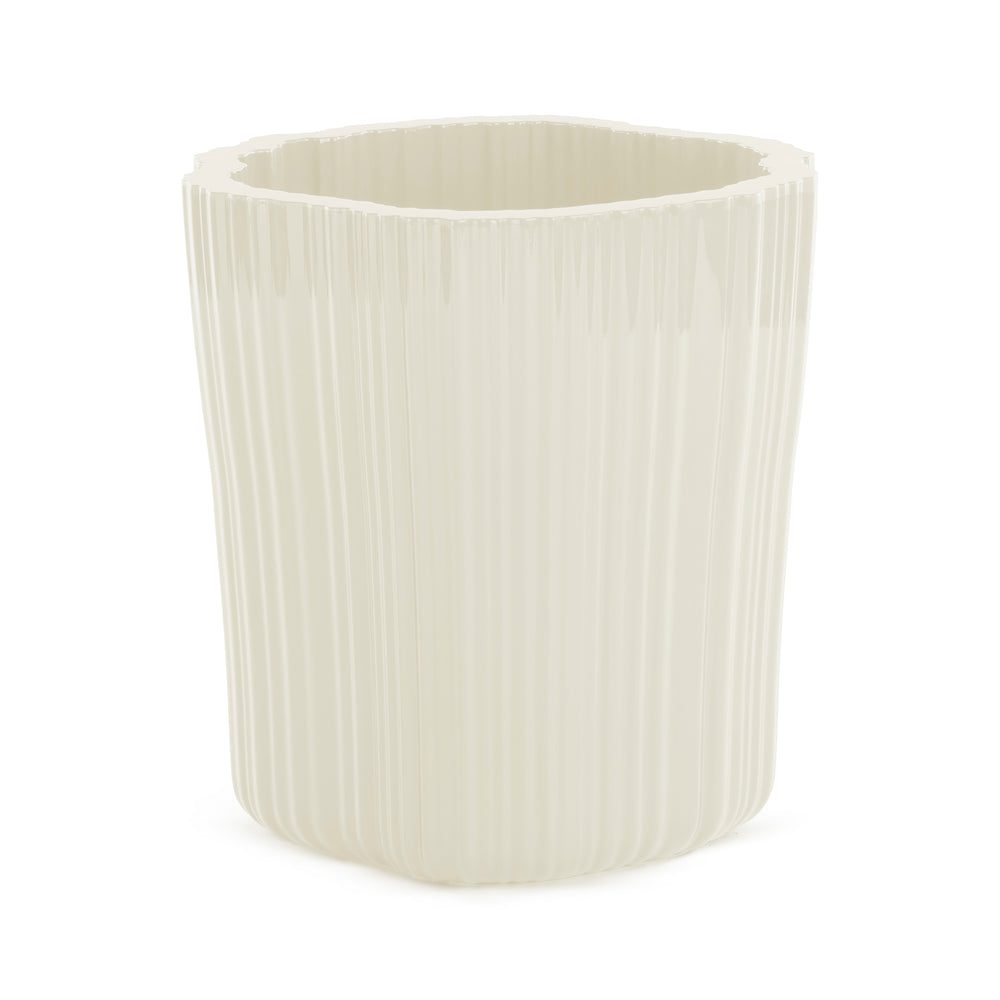 Corteza Outdoor Planter