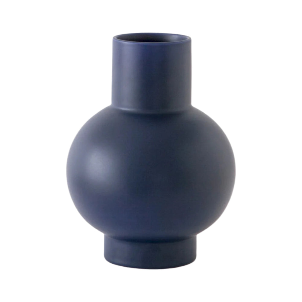 Strom Vase