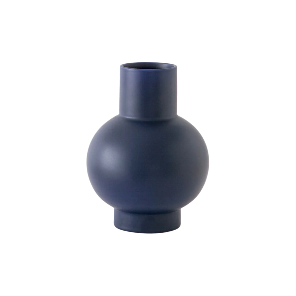 Strom Vase