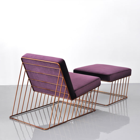 Wired Italic Lounge Chair