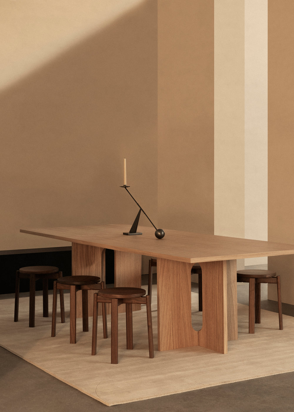 Androgyne Rectangular Dining Table