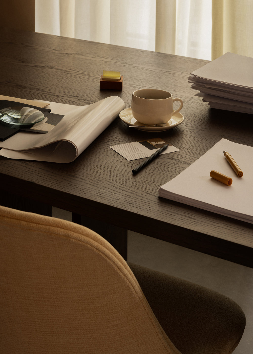 Androgyne Rectangular Dining Table