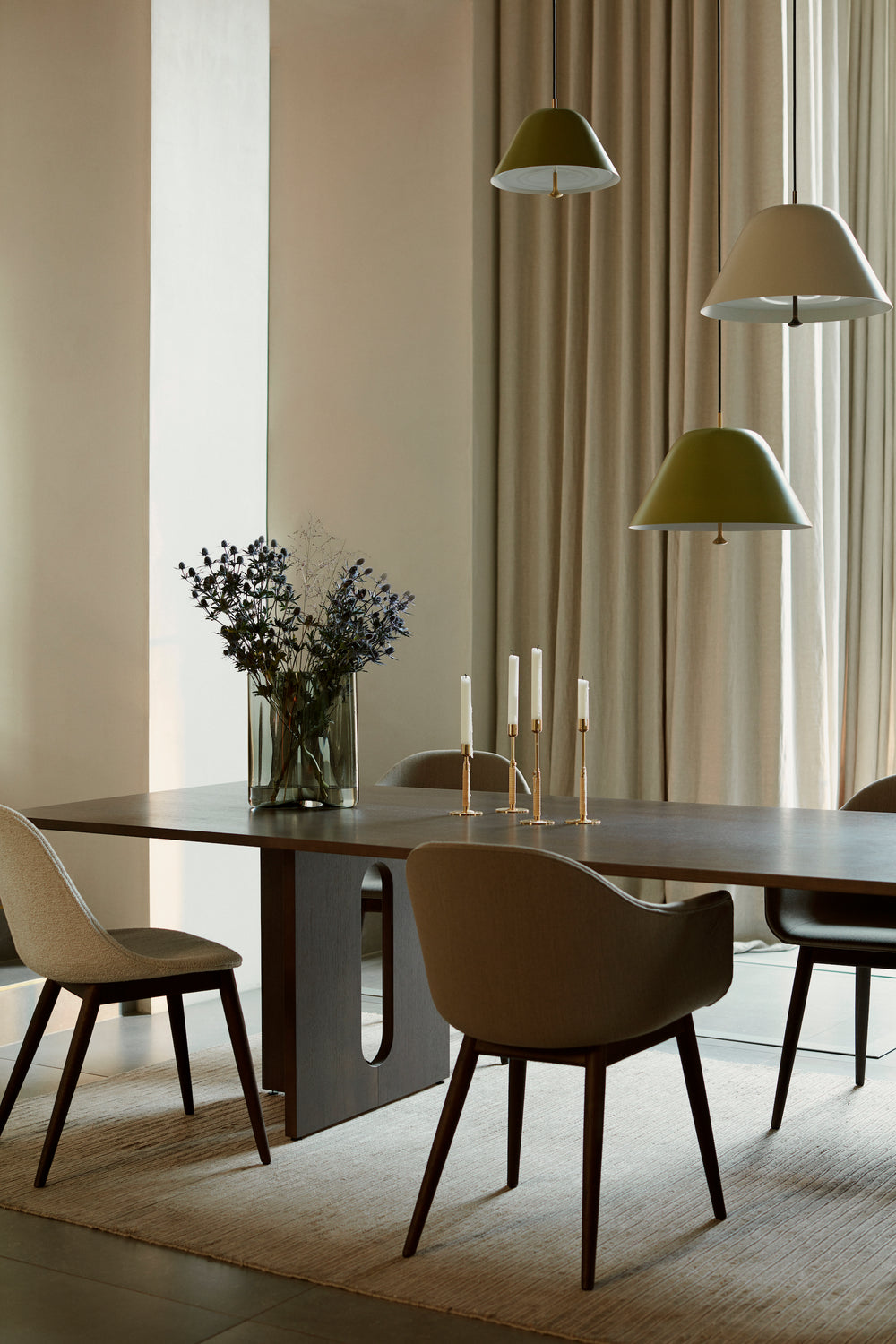 Androgyne Rectangular Dining Table