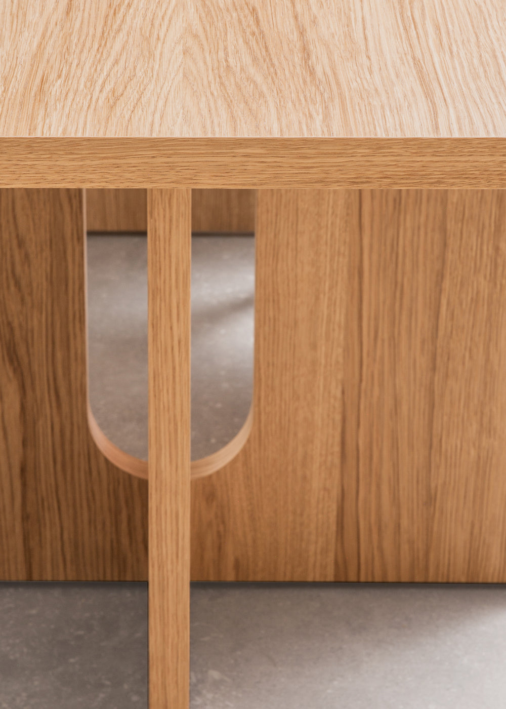 Androgyne Rectangular Dining Table