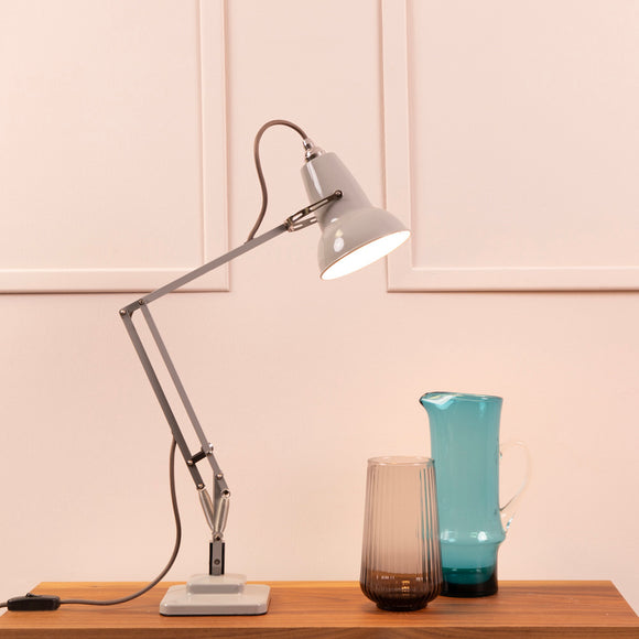 キーコ •*¨*•.¸♬︎ANGLEPOISE Original 1227 Original 1227 Desk Lamp - Coral Red