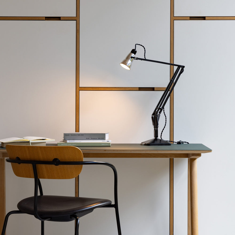 Original 315 LED Desk Lamp