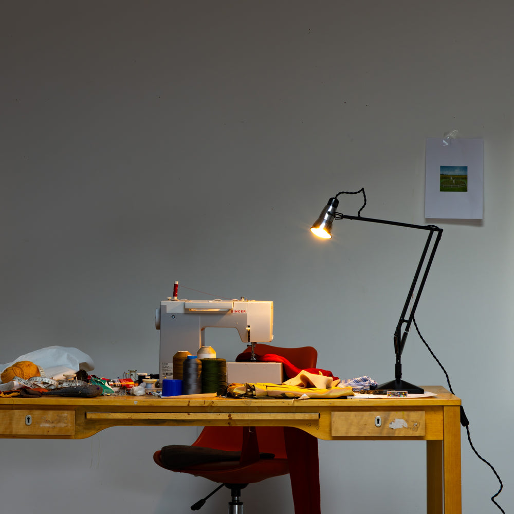 Original 315 LED Desk Lamp