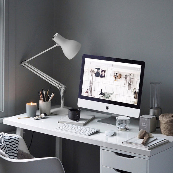 Type 75 Desk Lamp