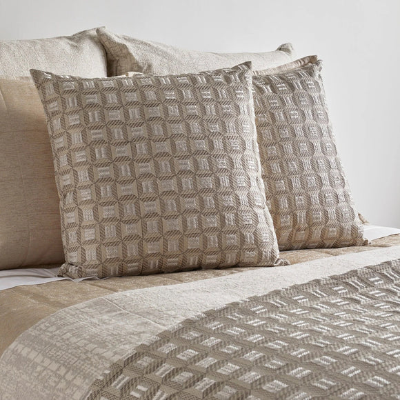 Collonade Throw Blanket
