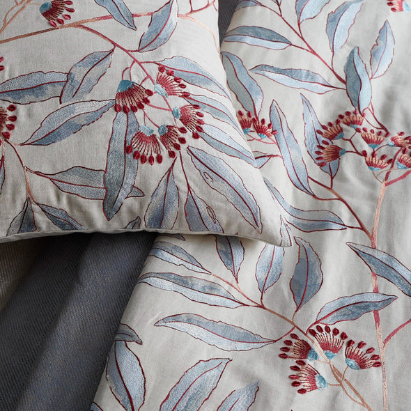Linenberry Throw Pillow