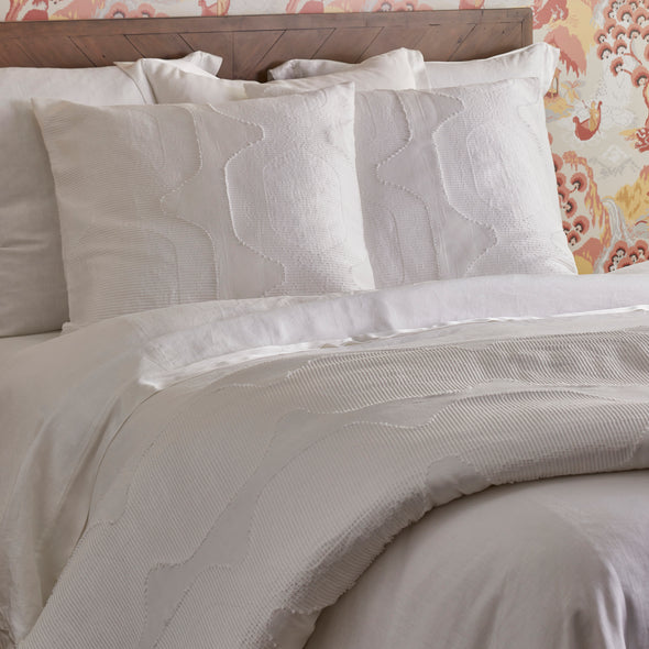 Ann Gish x The Met Lantern Duvet Cover