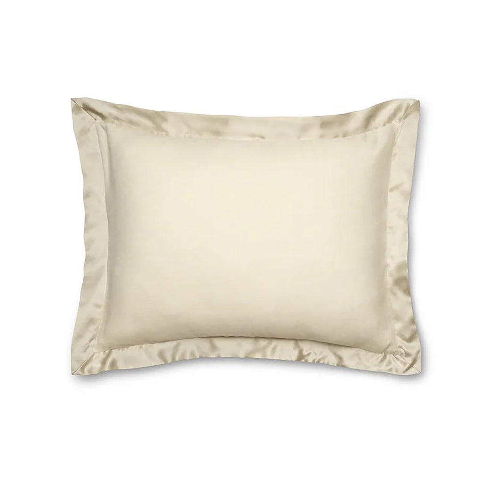 Ann Gish x The Met Lover's Kimono Sham