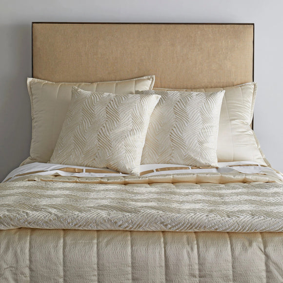Ann Gish x The Met Retortoli Throw Blanket