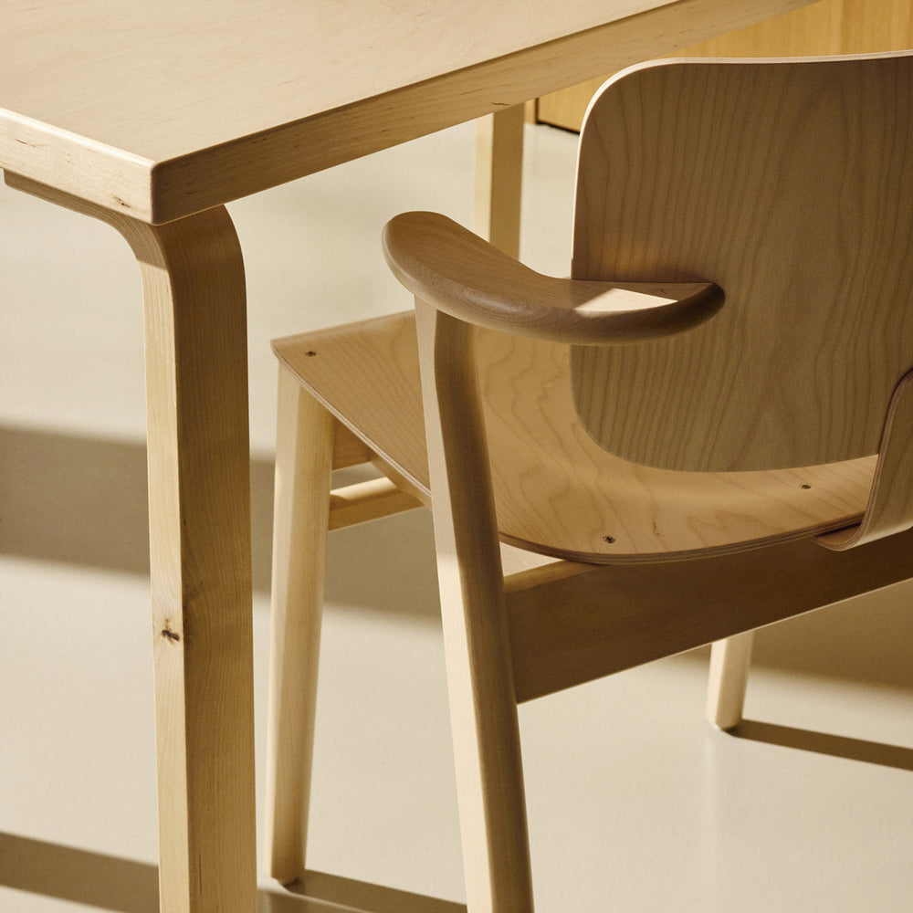 Domus Chair
