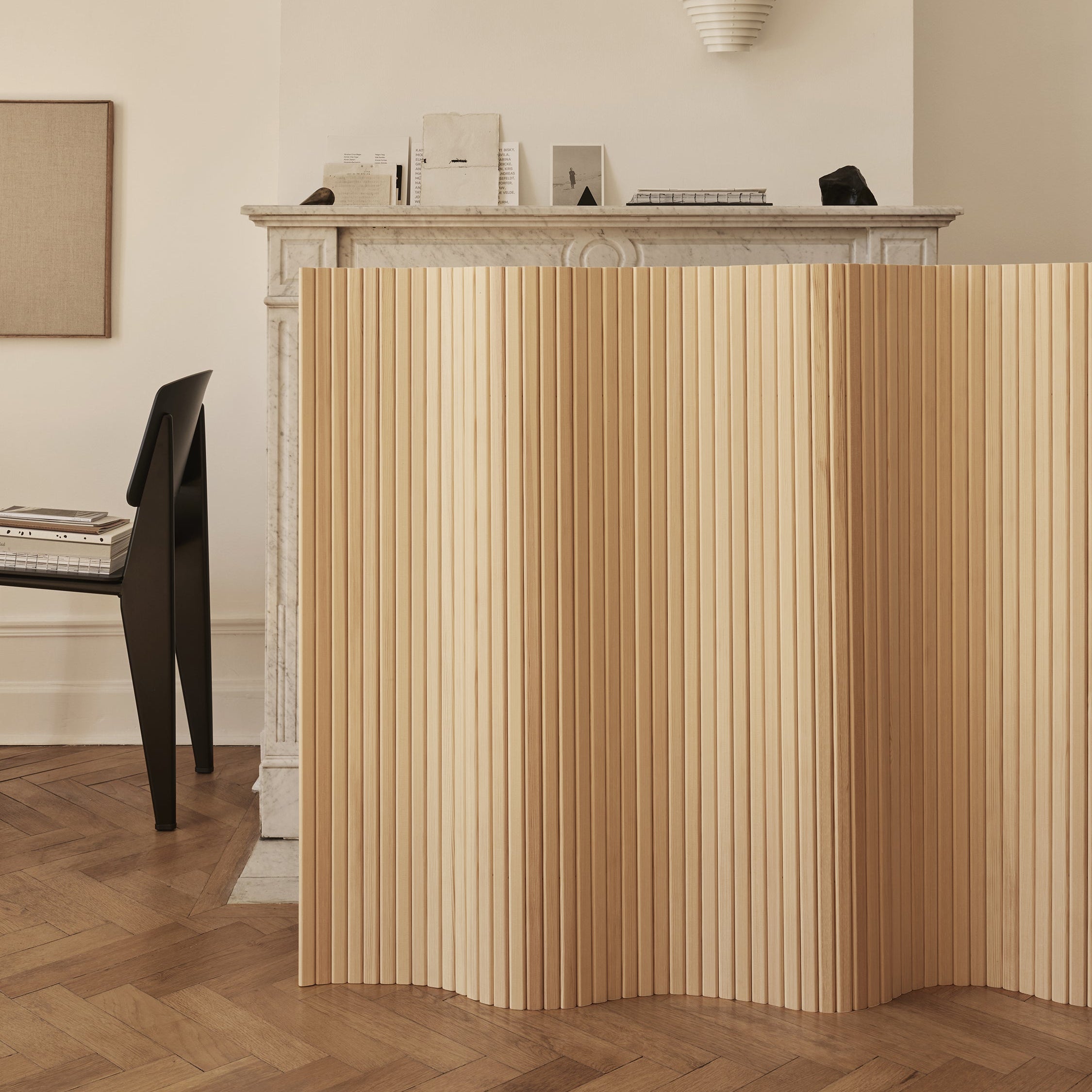 Artek Screen 100 - 2Modern