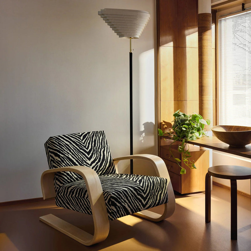 Tank 400 Lounge Chair