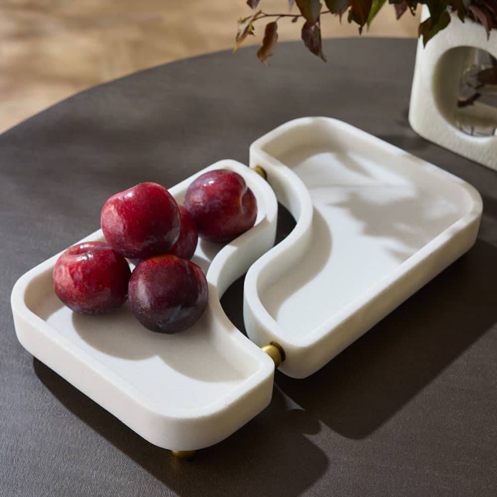 Lily Tray