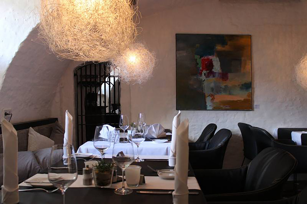 Pili Pendant Light