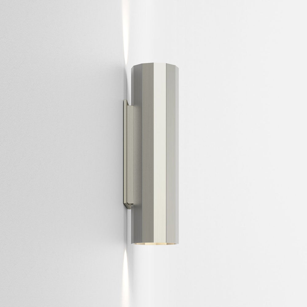 Hashira Wall Sconce