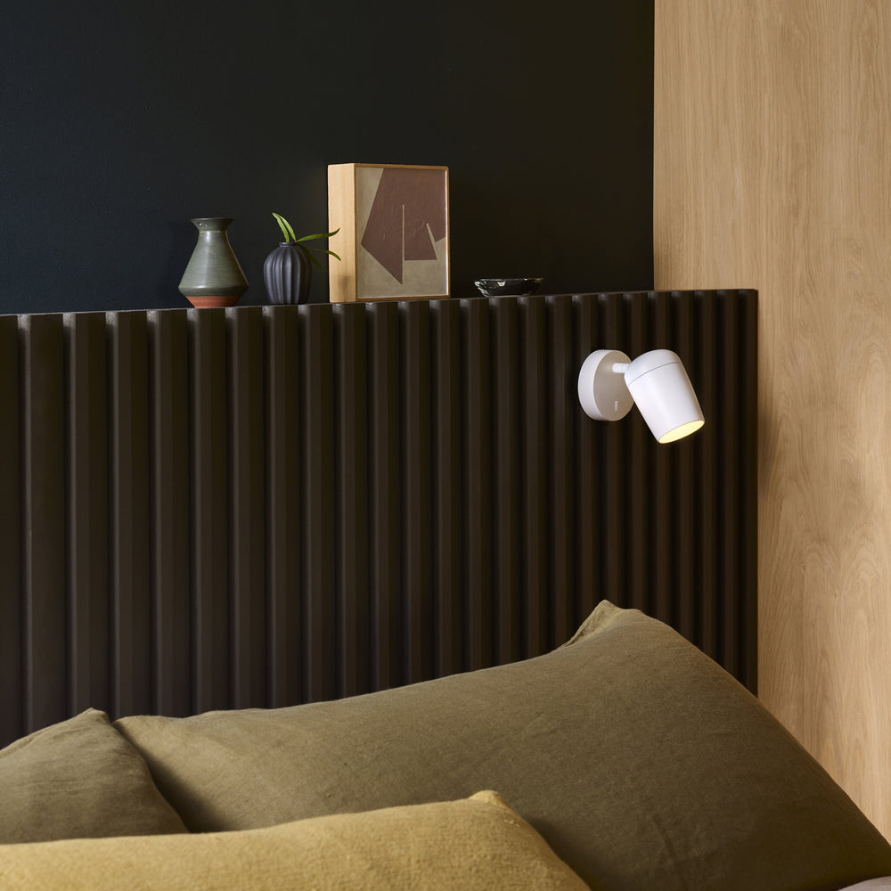 Koto Reading Wall Sconce