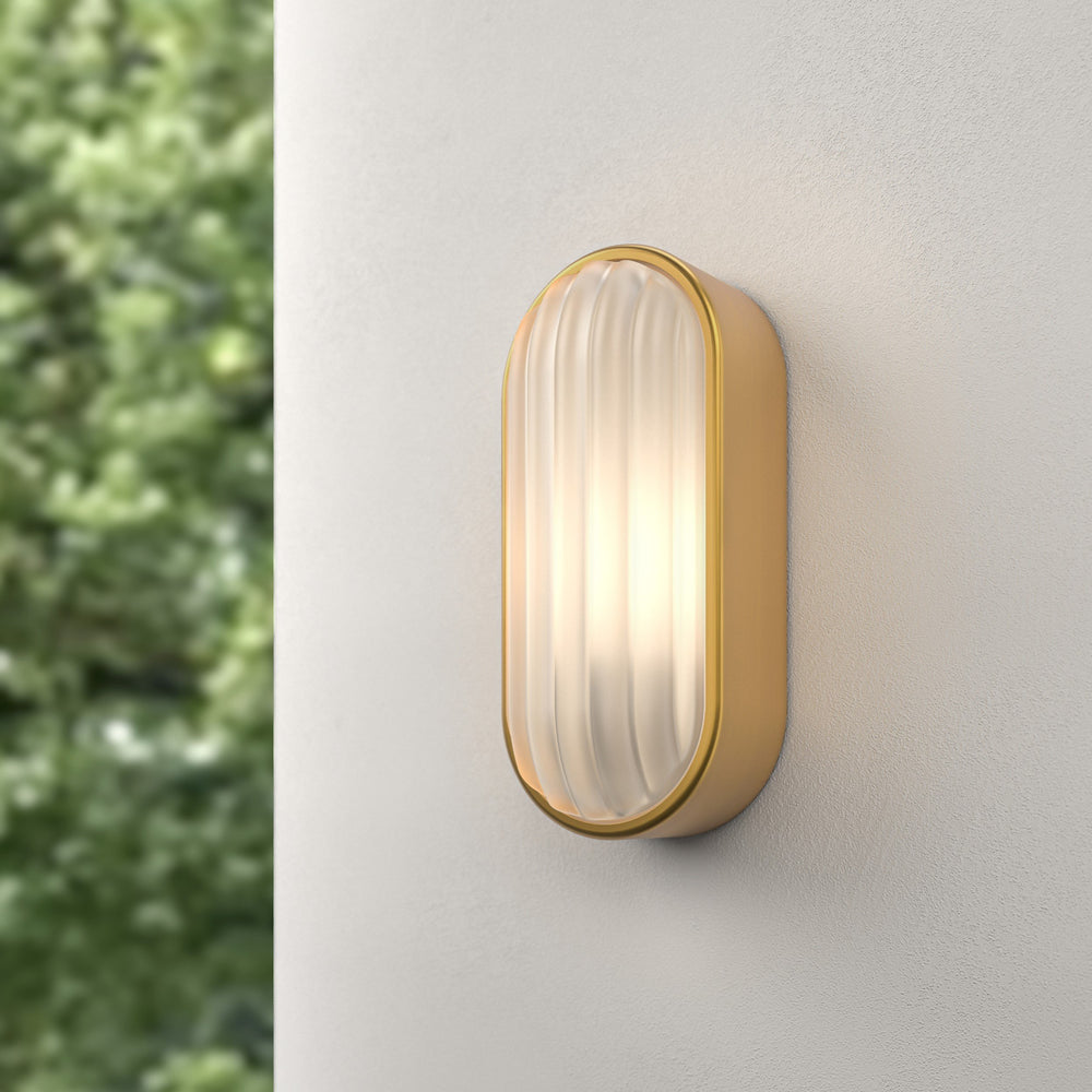 Montreal Oval Outdoor Wall Sconce