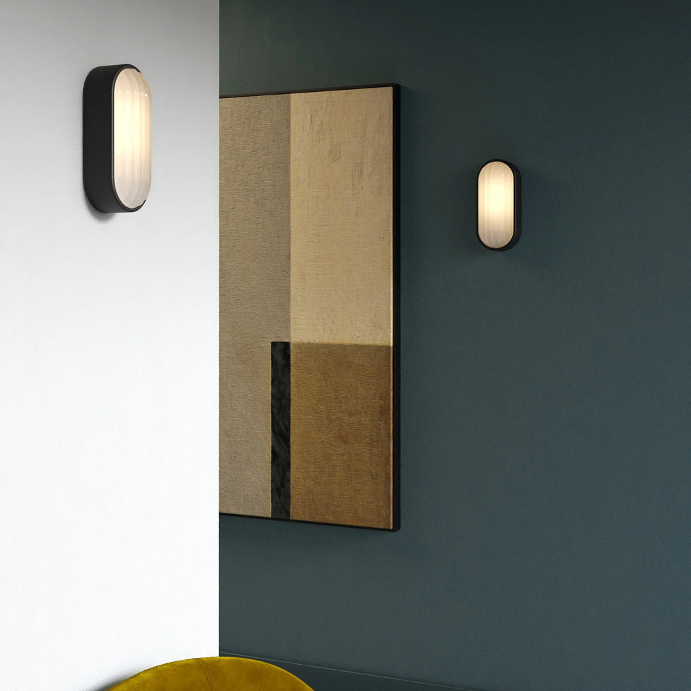 Montreal Oval Outdoor Wall Sconce