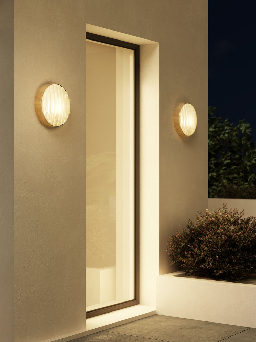 Montreal Round Outdoor Wall Sconce