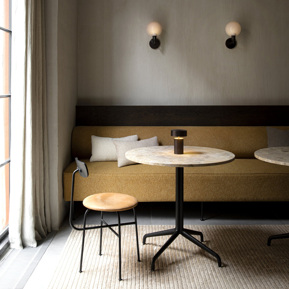 Eave Dining Sofa with Metal Legs