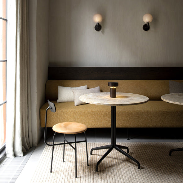 Eave Dining Sofa with Metal Legs