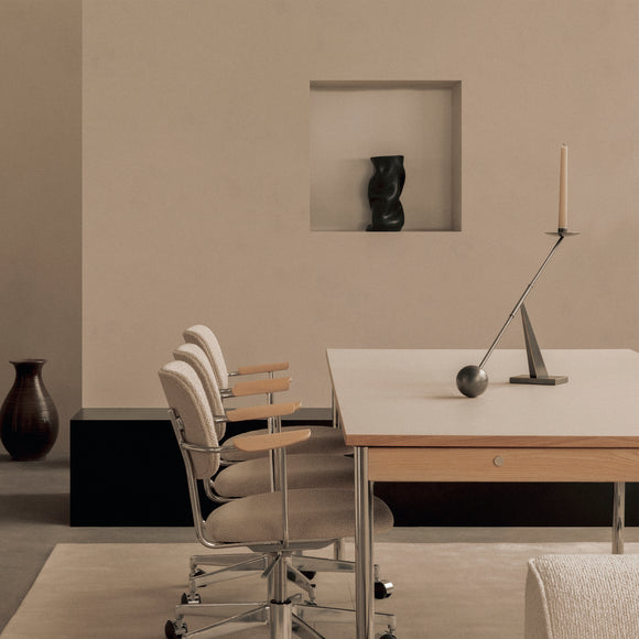 Interconnect Candle Holder