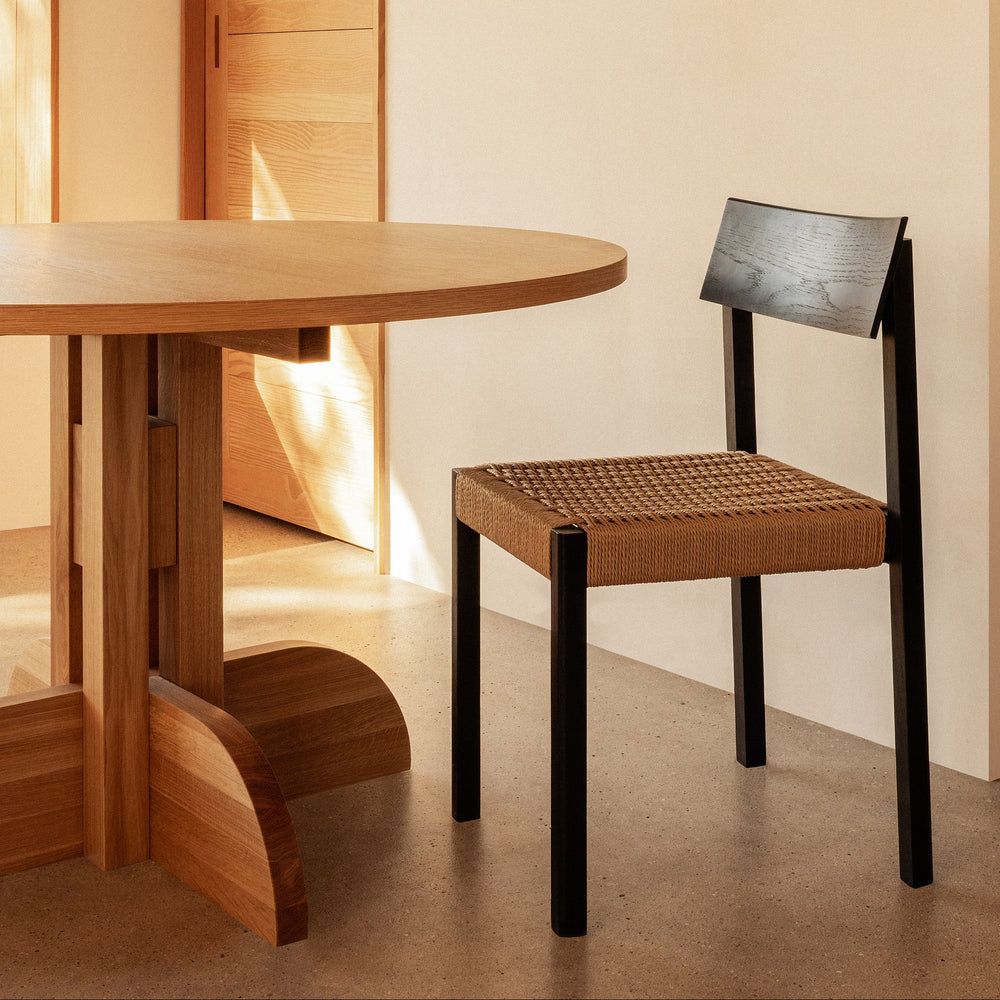 Puffin Round Dining Table