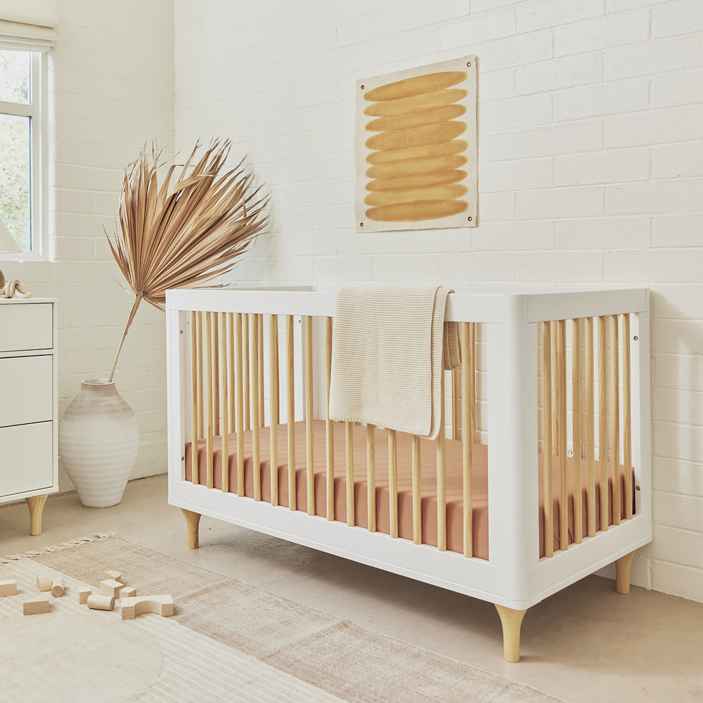Lolly 3-in-1 Convertible Crib with Conversion Kit