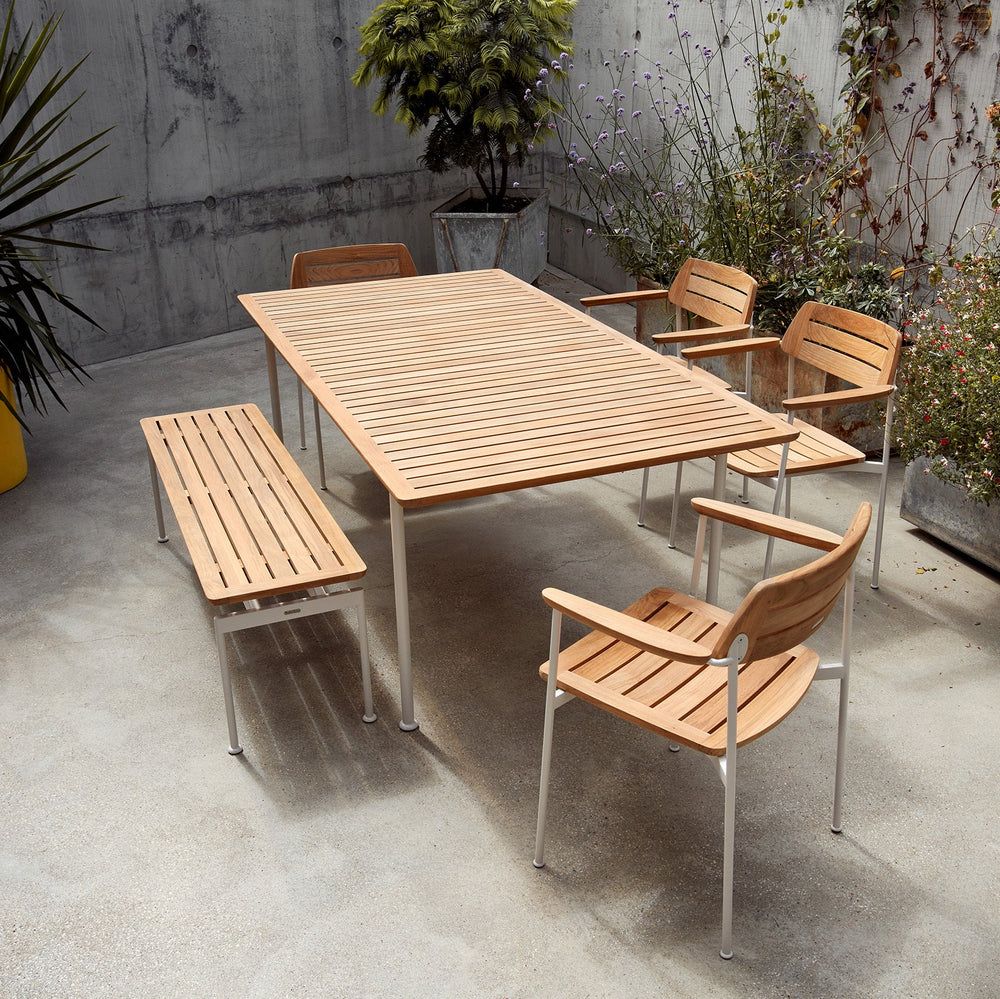 Layout Outdoor Dining Table