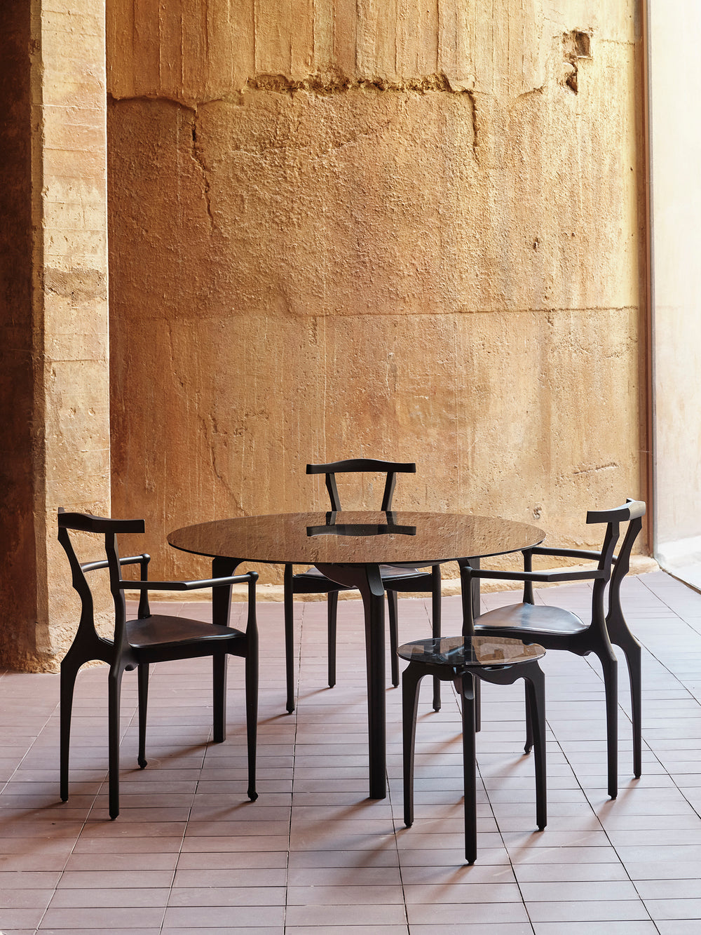 Carlina Side Table