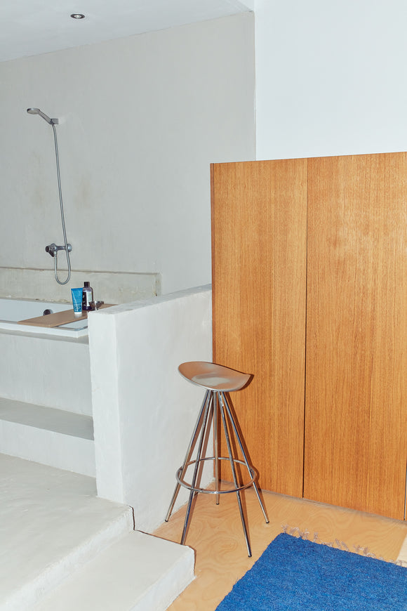 Jamaica Swivel Counter and Bar Stool