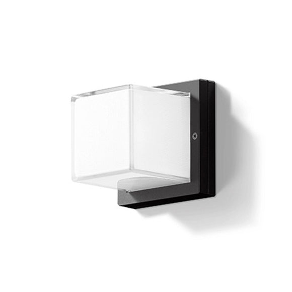 B22432/B22439 Impact Resistant Outdoor LED Wall Sconce