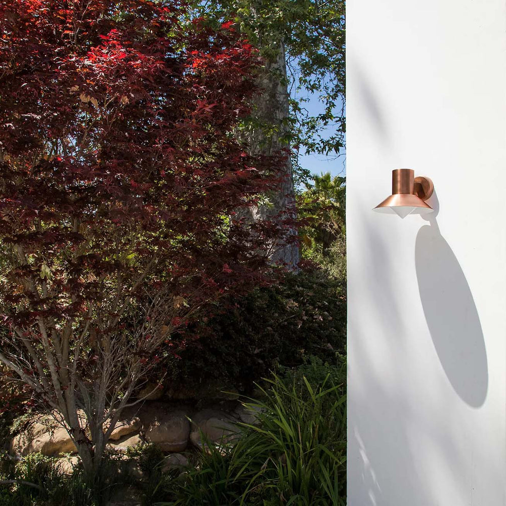 B31058/B31060 Outdoor LED Wall Sconce